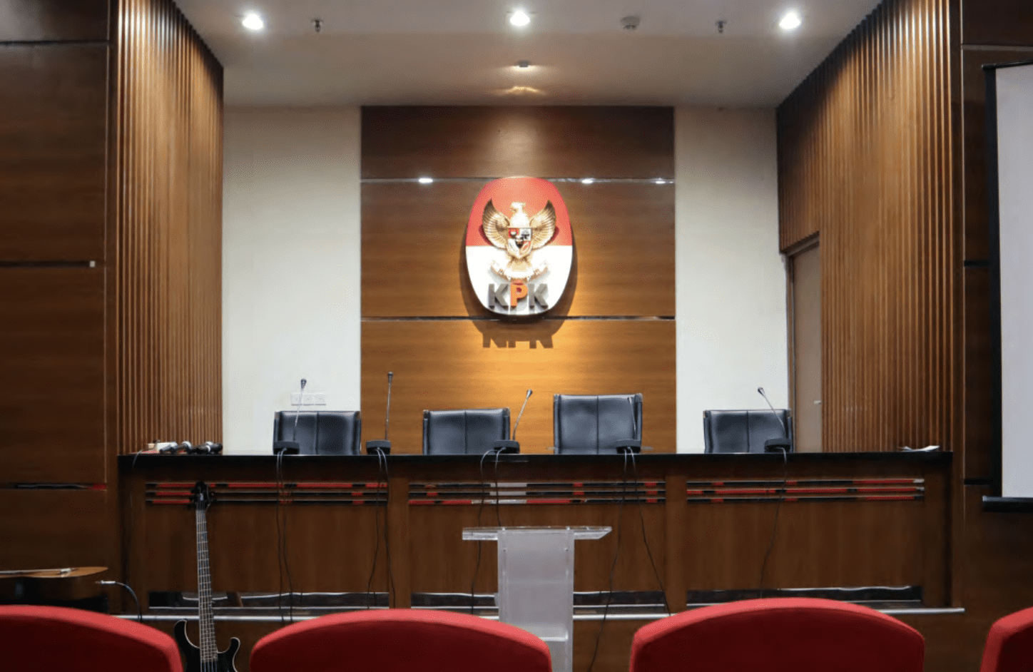 gedung komisi pemberantasan korupsi (kpk) republik indonesia, jakarta 2013